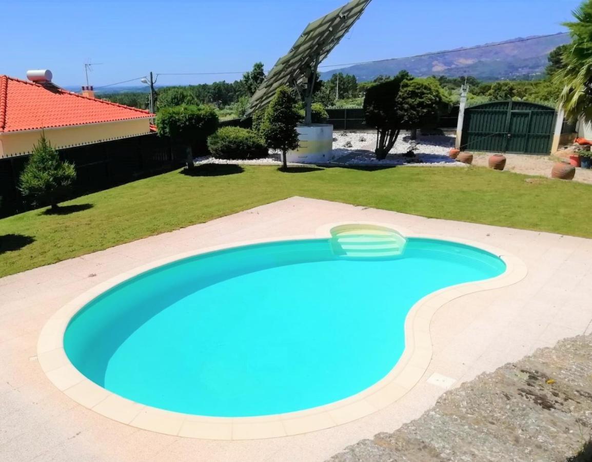 Casa E Piscina Privada Villa Fundao Ngoại thất bức ảnh